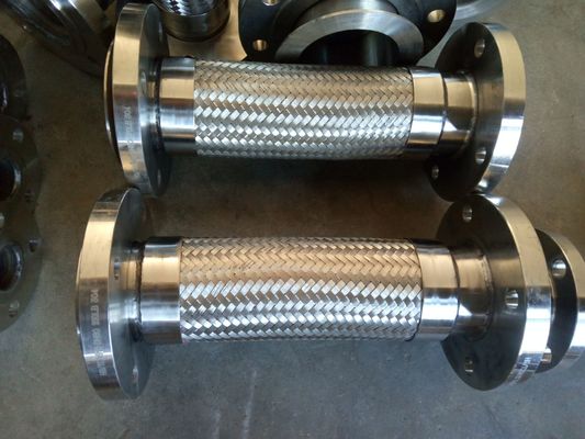 Chine tuyaux métalliques flexibles/ tuyaux en acier inoxydable / absorbeurs de vibrations / tuyaux flexibles SS304/ joints de tuyaux métalliques fournisseur