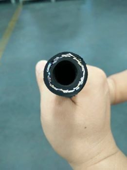 tuyau à haute pression, tuyau hydraulique à plusieurs spirales: SAE J517 TYPE 100 R13 fournisseur