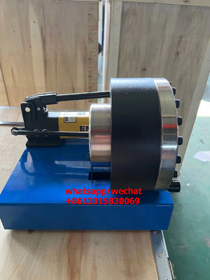 Machine de décapage de tuyaux de 12 V, machine de décapage de tuyaux hydrauliques portables, décapageuse de tuyaux portables fournisseur