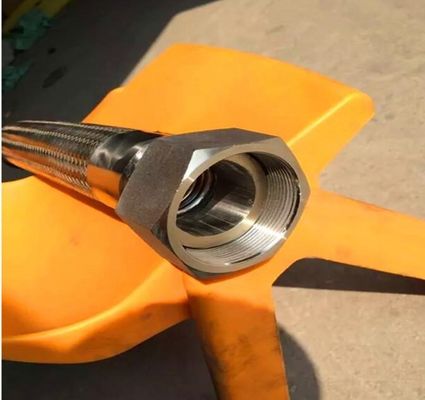 Ensemble de tuyau flexible métallique / ensemble de raccords à bride de tuyau flexible en acier inoxydable fournisseur