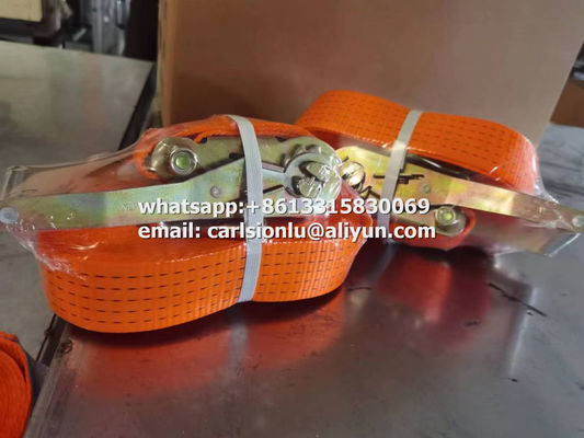 Les sangles à crochet sont un équipement incontournable pour une manutention sûre et fluide des marchandises fournisseur