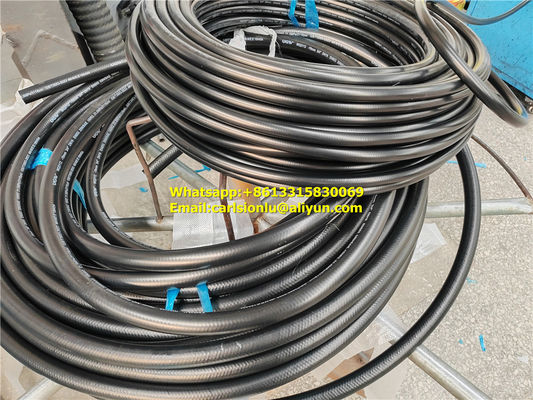 2 Tresses de fils d'acier à haute résistance renforcées de caoutchouc pour systèmes d'eau haute pression fournisseur