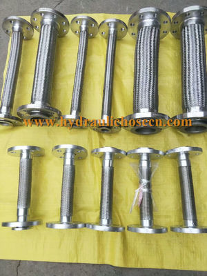 Les exigences en matière d'équipement pour les véhicules à moteur sont les suivantes: fournisseur