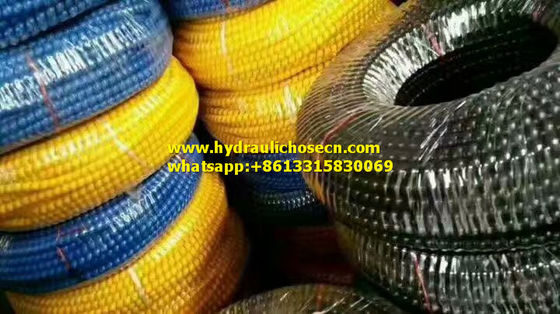 Facile à installer tuyau enroulé en spirale pour le manchon de tuyau de protection Gardez vos tuyaux en parfait état fournisseur