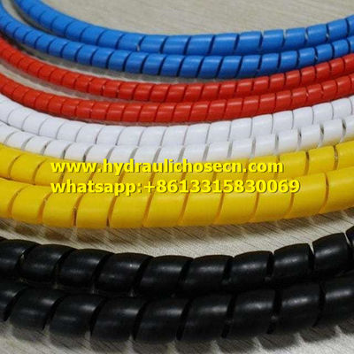 Facile à installer tuyau enroulé en spirale pour le manchon de tuyau de protection Gardez vos tuyaux en parfait état fournisseur