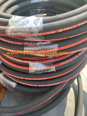 EPDM revêtement tuyau à vapeur haute pression 15Bar pour des applications lourdes et à haute température fournisseur