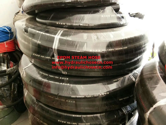 Radius de courbure de 500 mm tuyau en caoutchouc vapeur avec doublure EPDM et certification de sécurité 13 fournisseur