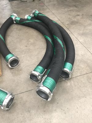 tuyau de décharge d'aspiration d'eau de haute résistance renforcée pour 1-6 pouces de diamètre intérieur et 1 pouce à 20 pouces de diamètre fournisseur