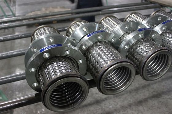 tuyau en acier inoxydable / tuyau métallique / tuyau souple SS / tuyau souple SS304 fournisseur