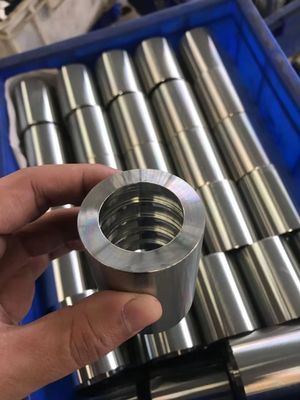 les raccords hydrauliques / raccords de tuyaux / raccords en acier au carbone / raccords en acier inoxydable /metrique, JIS, JIC, ORFS, BSPT, SAE fournisseur